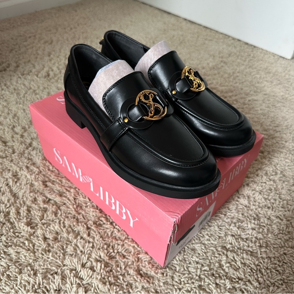 Sam and Libby Black Loafers Women’s 8